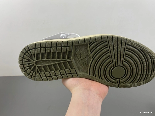 Rep TB X 1 OG AIR OLIVE TRAVIS MEDIUM JORDAN LOW SCOTT DM7866-200 0730